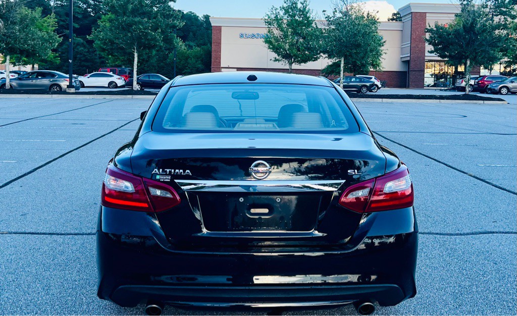 2018 Nissan Altima Image 6