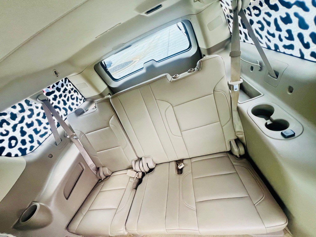 2015 Chevrolet Suburban Image 12