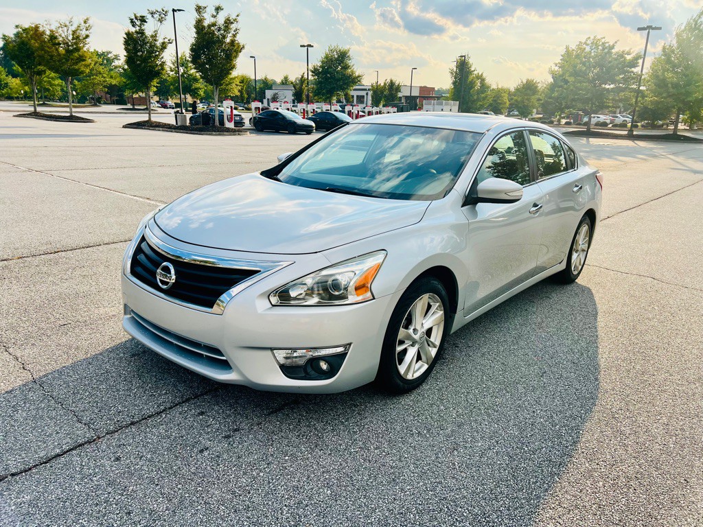 2013 Nissan Altima Image 1