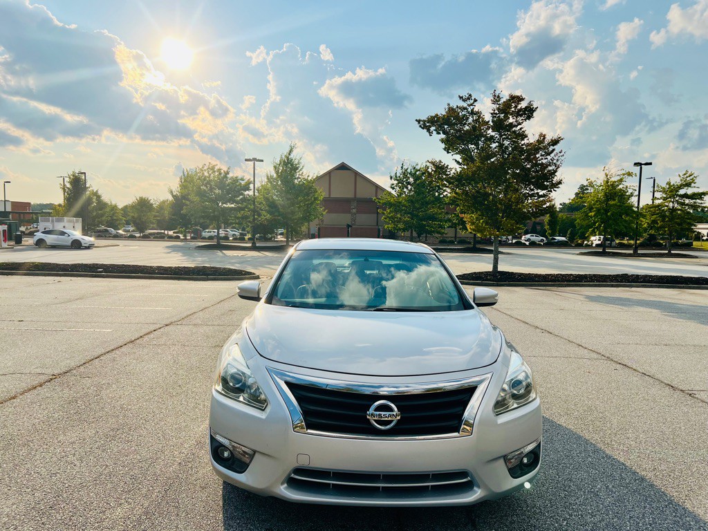 2013 Nissan Altima Image 2