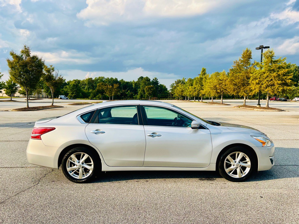 2013 Nissan Altima Image 4