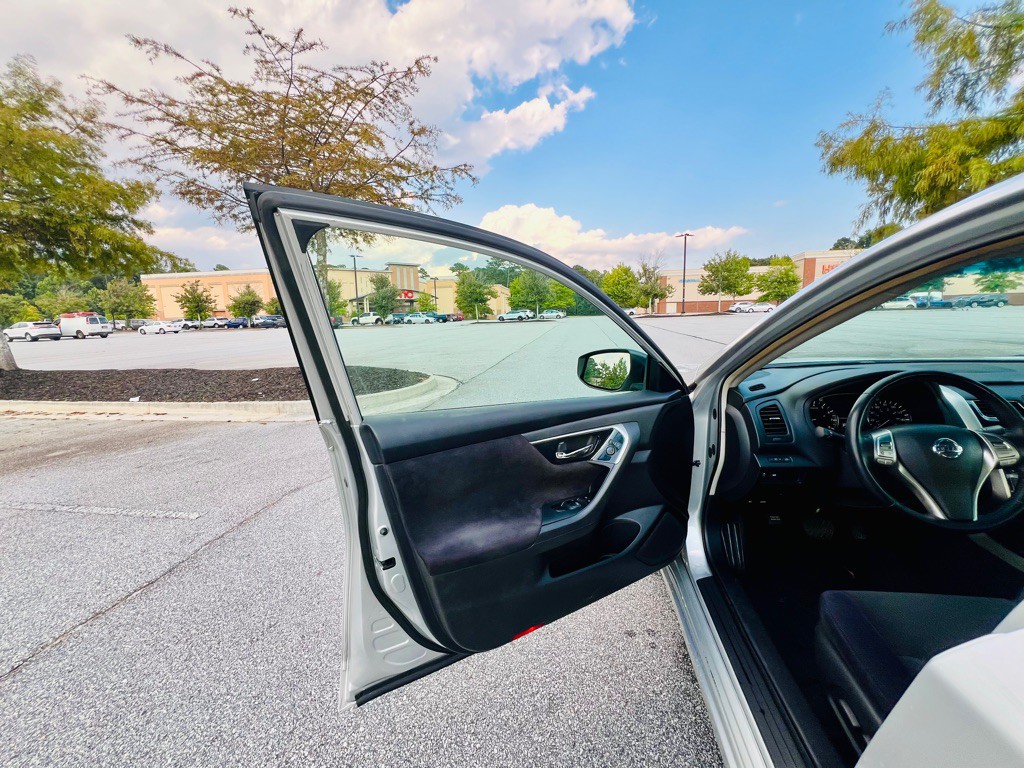 2013 Nissan Altima Image 13