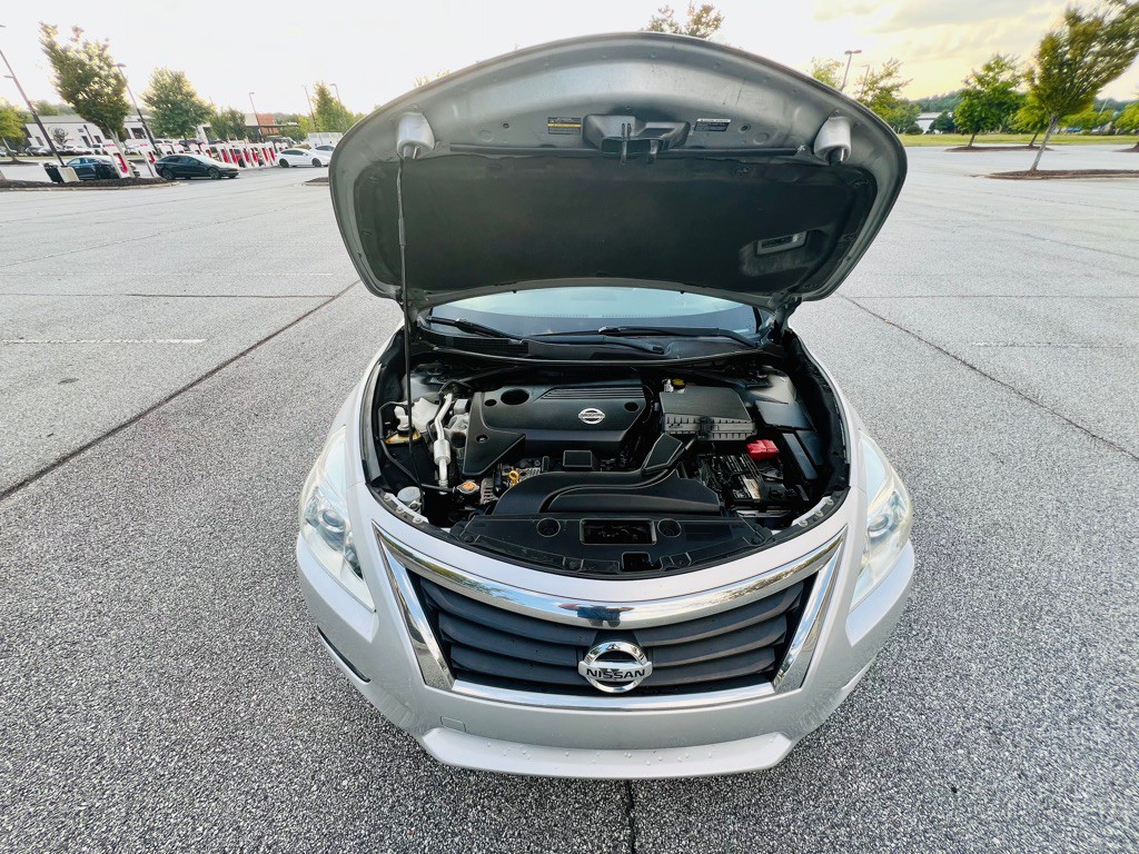 2013 Nissan Altima Image 20