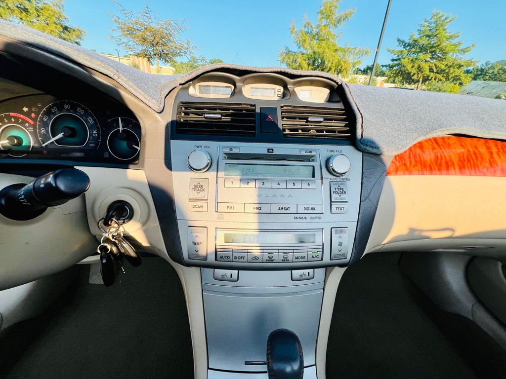 2008 Toyota Camry Image 12