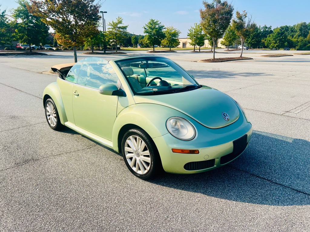 2008 Volkswagen Beetle Image 3