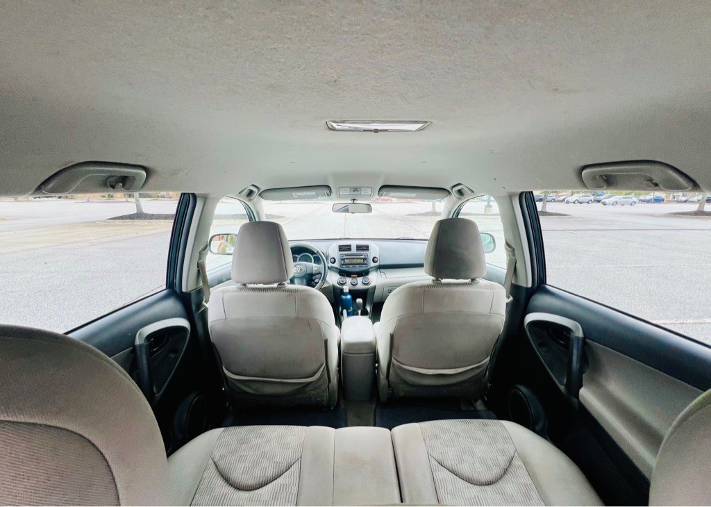 2012 Toyota Rav4 Image 10