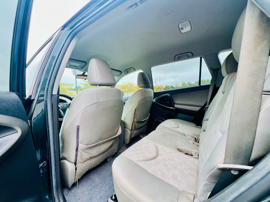 2012 Toyota Rav4 Image 13
