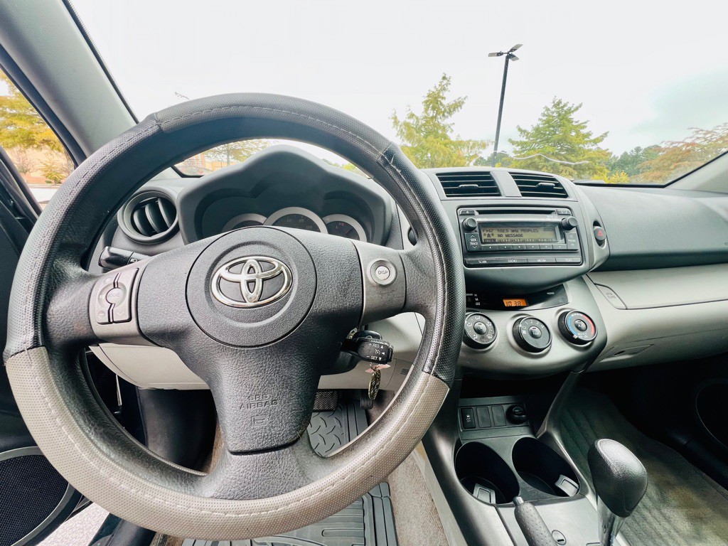 2012 Toyota Rav4 Image 15
