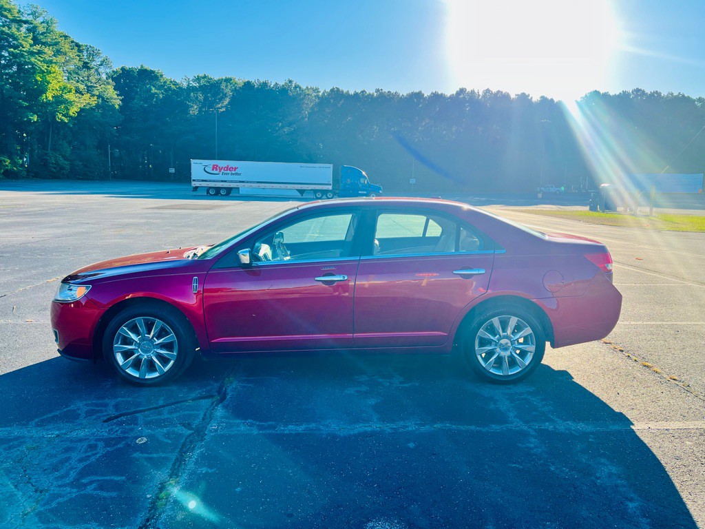 2012 Lincoln MKZ Image 8