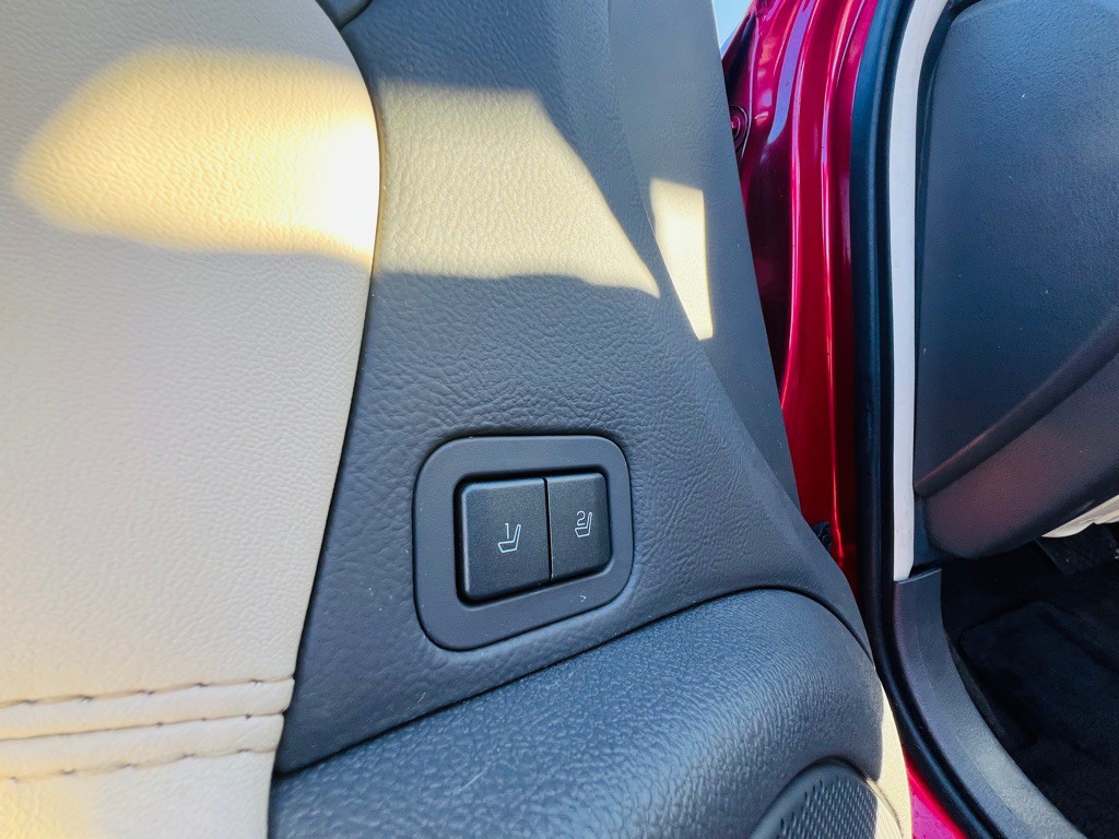 2012 Lincoln MKZ Image 13