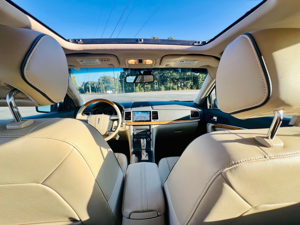 2012 Lincoln MKZ Image 14