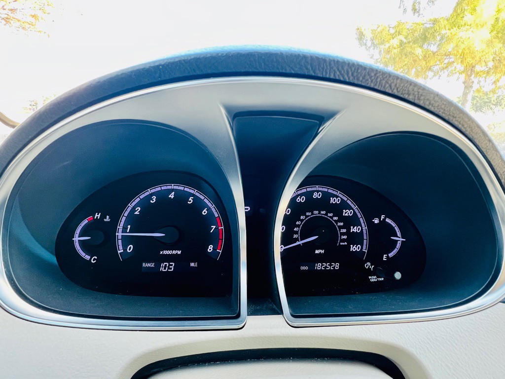 2012 Toyota Avalon Image 19
