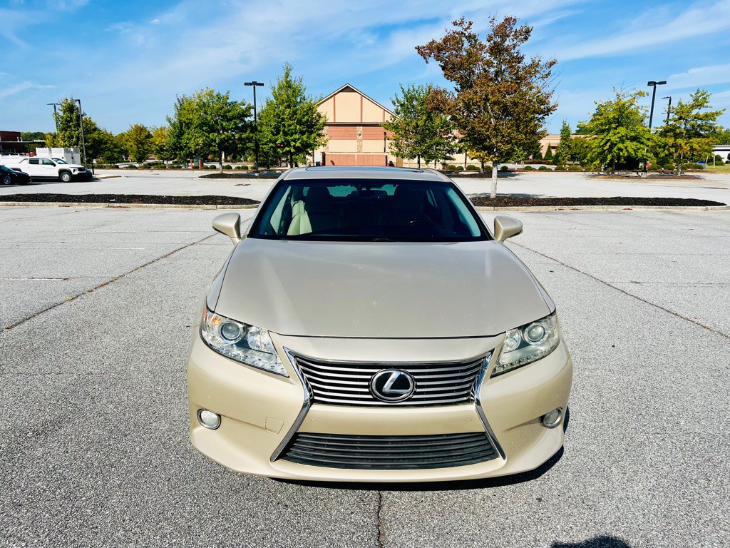2014 Lexus ES 350 Image 2