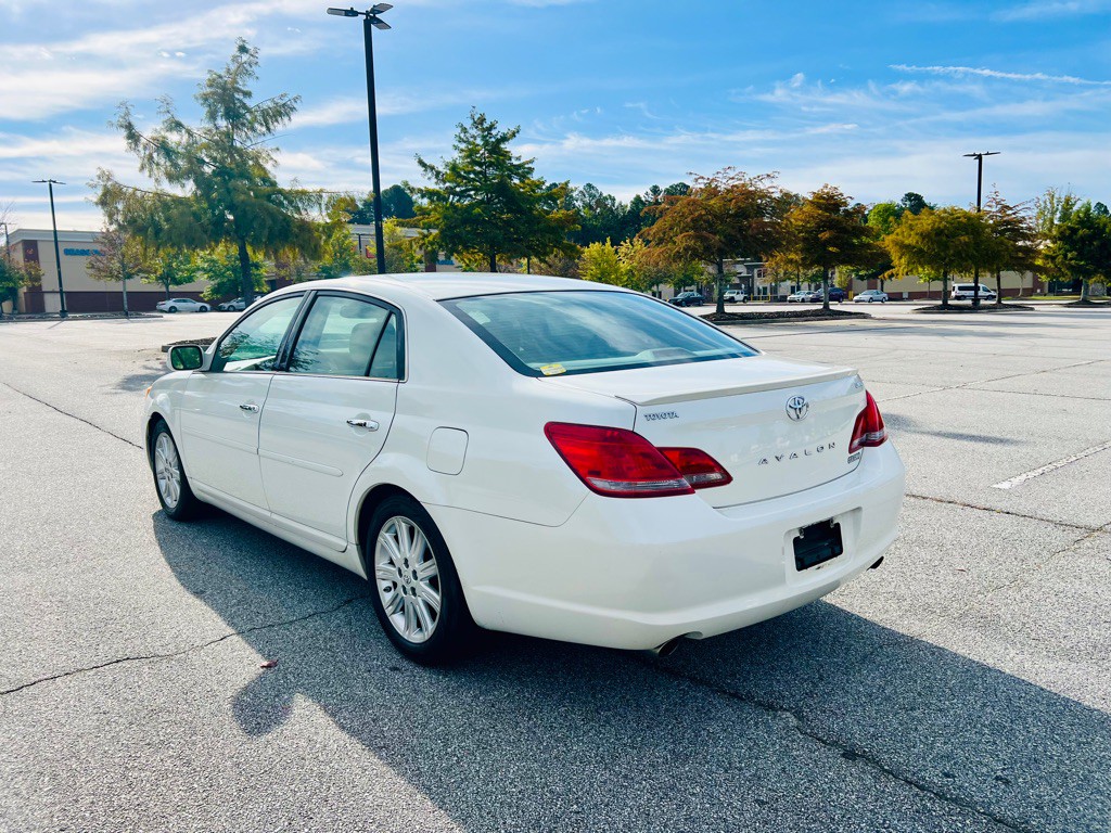 2008 Toyota Avalon Image 7