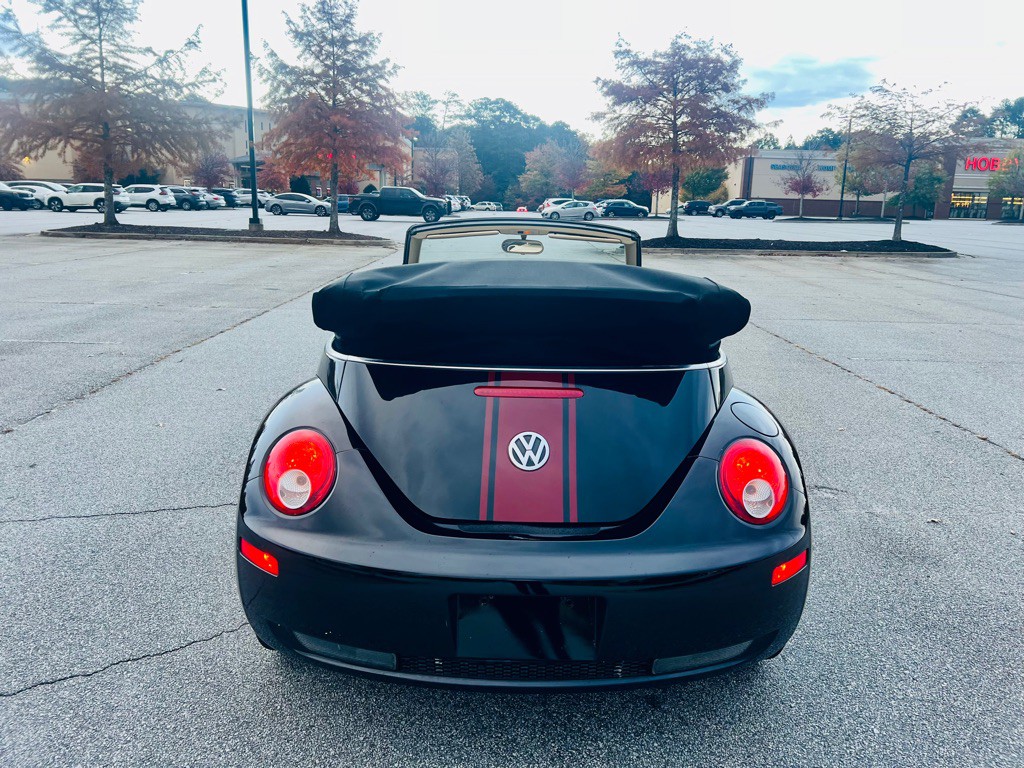 2008 Volkswagen Beetle Image 6