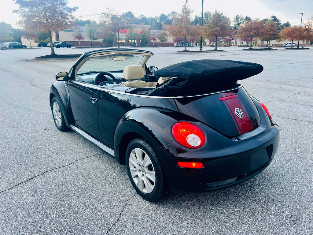 2008 Volkswagen Beetle Image 7