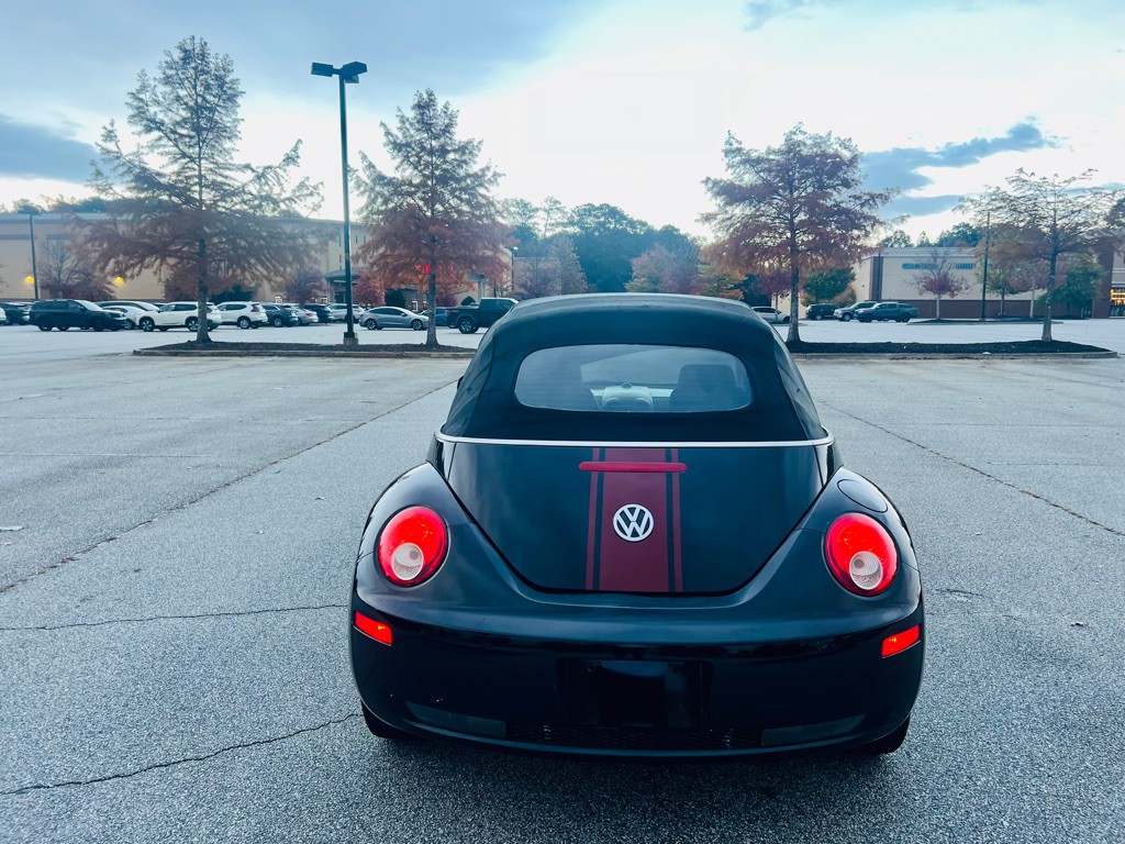 2008 Volkswagen Beetle Image 20