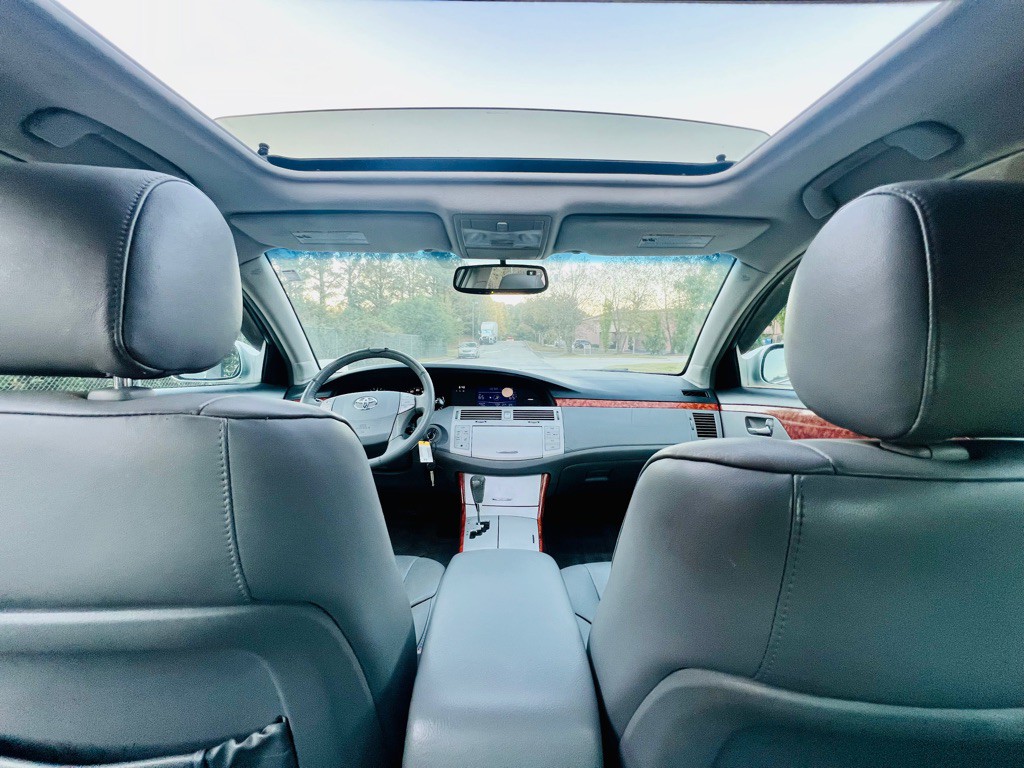 2006 Toyota Avalon Image 24