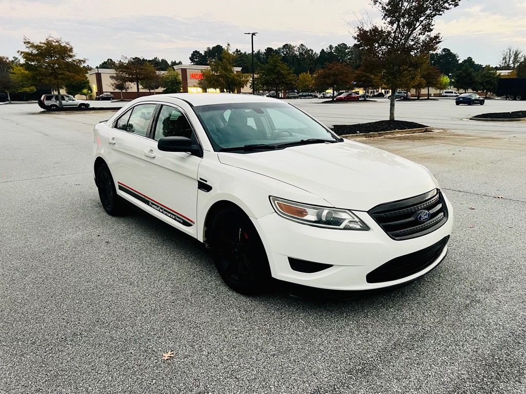 2011 Ford Taurus Image 3