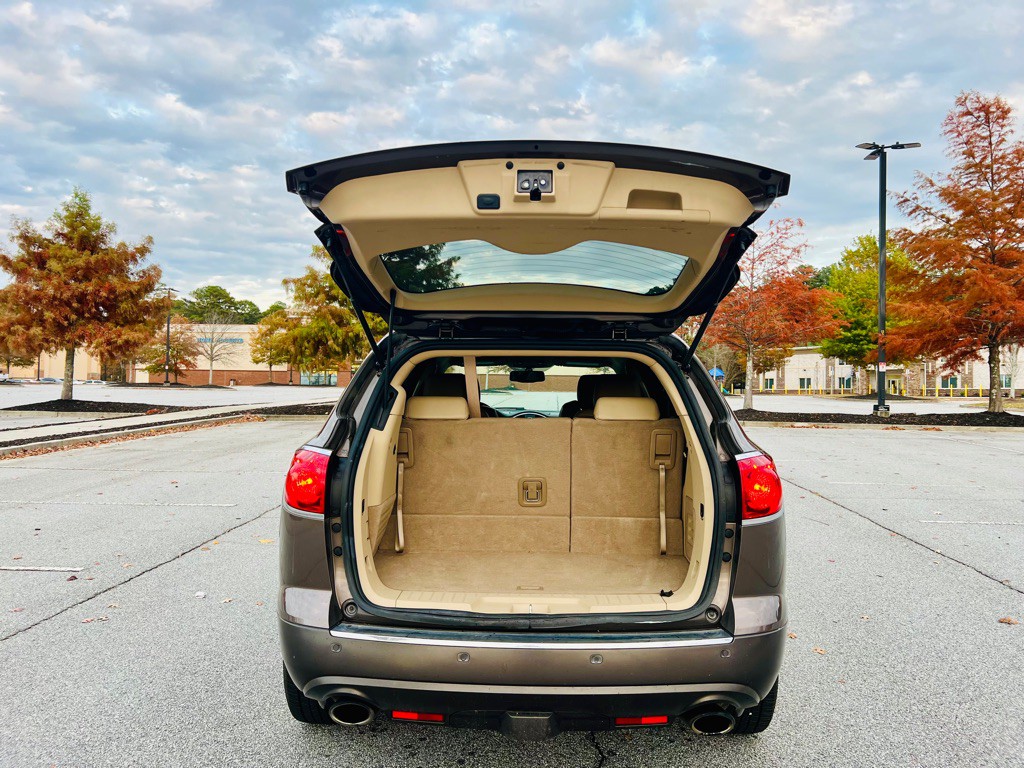 2012 Buick Enclave Image 9