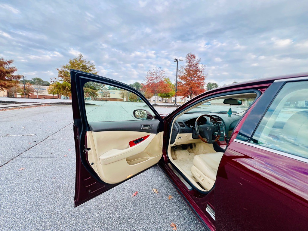 2008 Lexus ES 350 Image 10