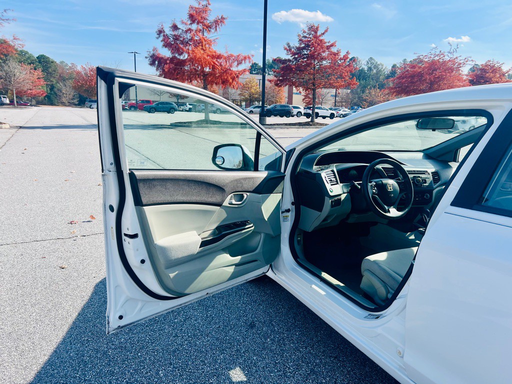 2012 Honda Civic Image 10