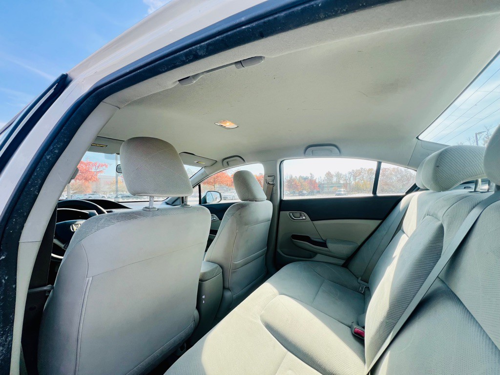 2012 Honda Civic Image 13