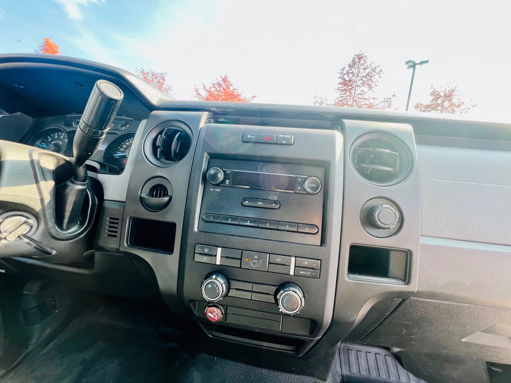 2013 Ford F-150 Image 18