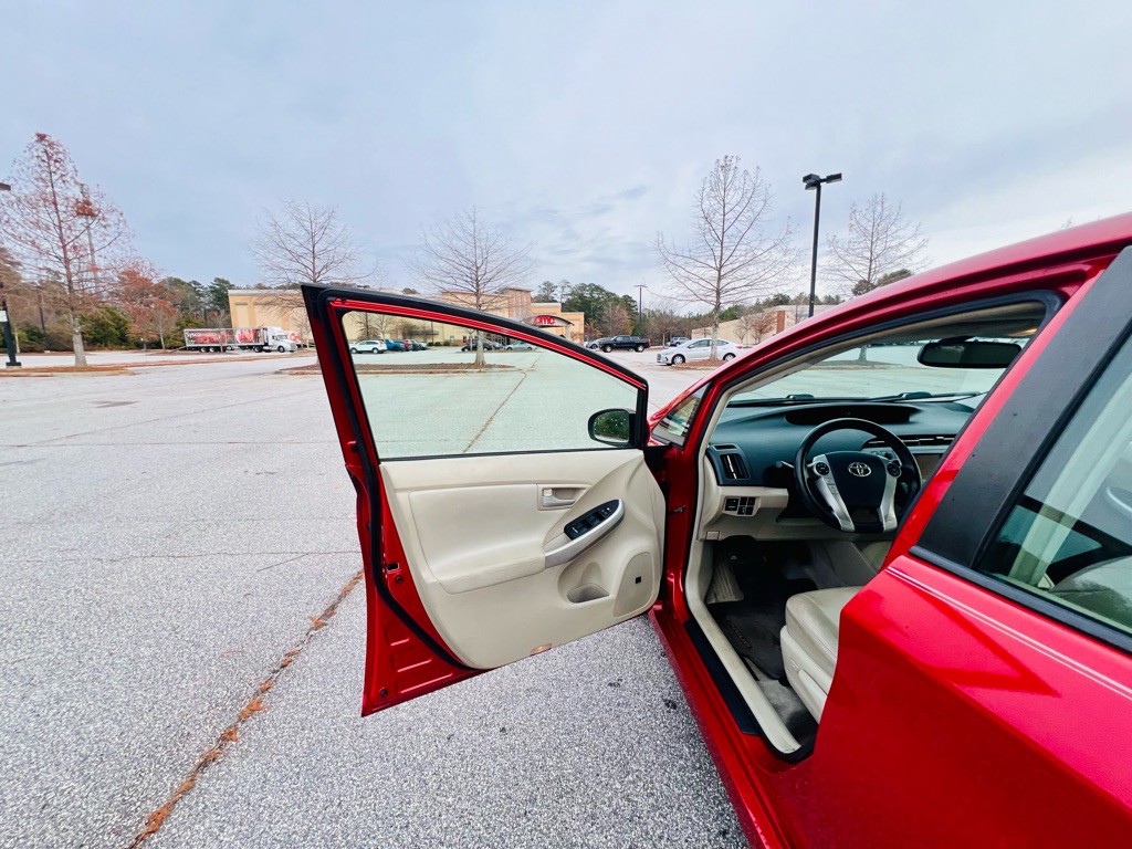 2011 Toyota Prius Image 10