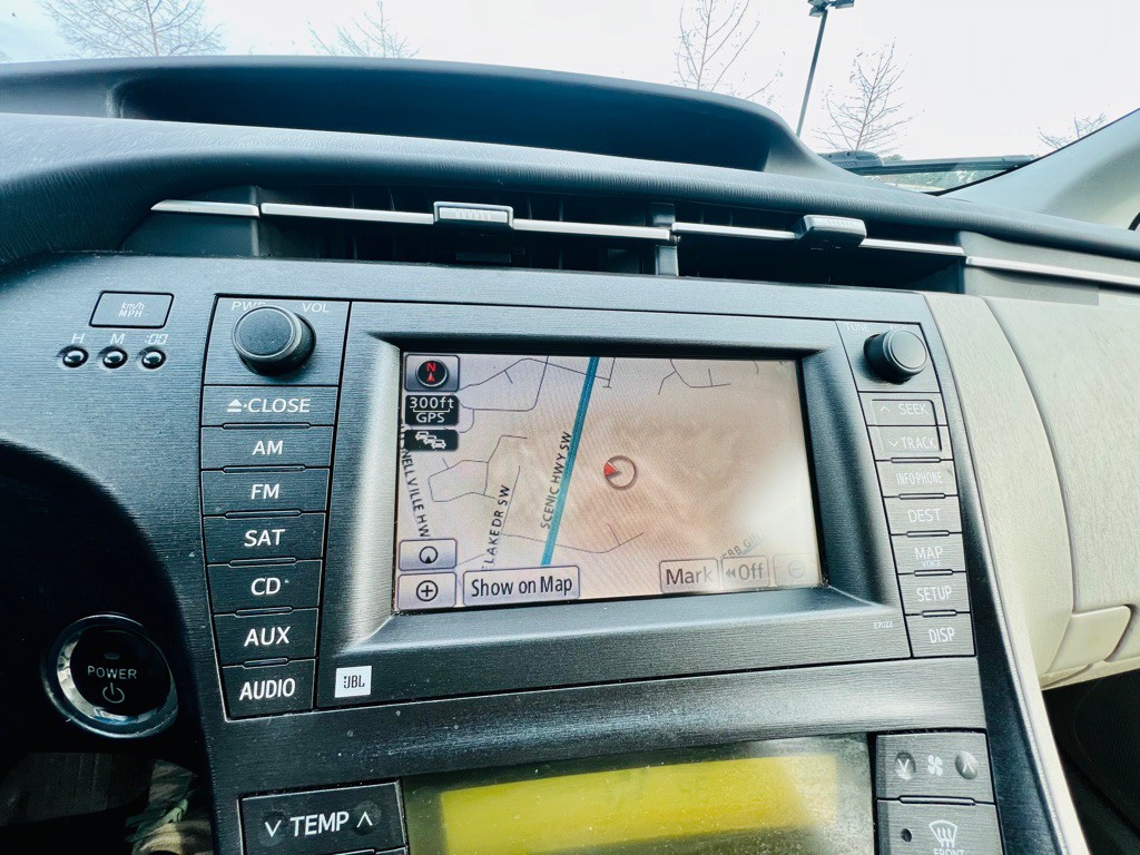 2011 Toyota Prius Image 17