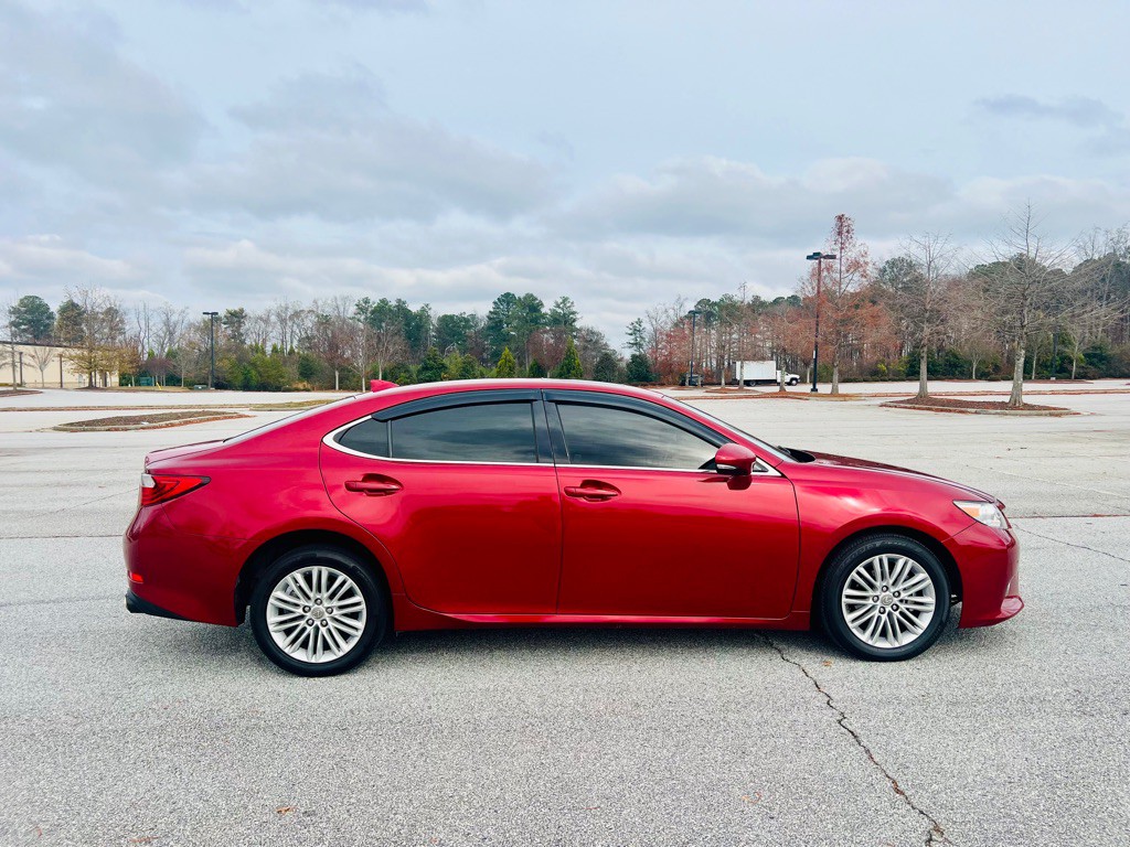 2015 Lexus ES 350 Image 4