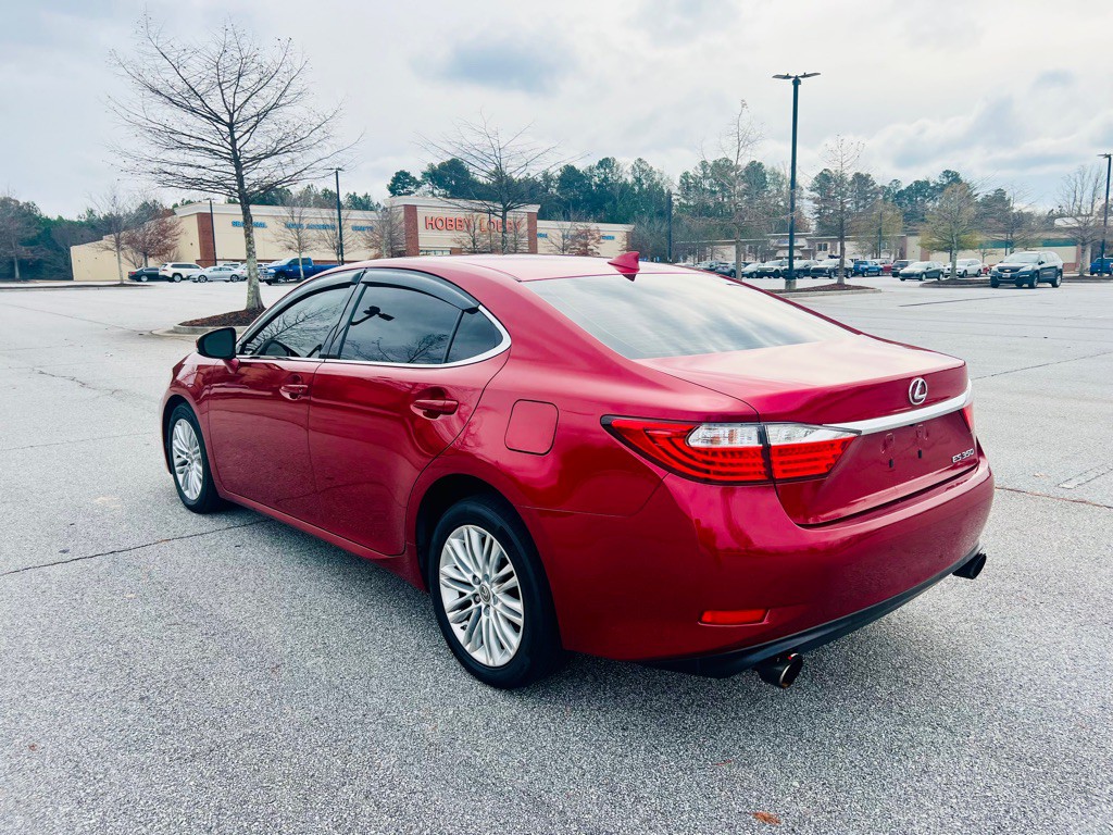 2015 Lexus ES 350 Image 7
