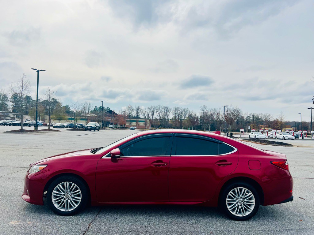 2015 Lexus ES 350 Image 8