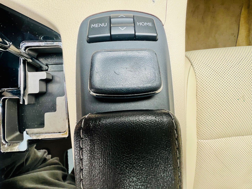 2015 Lexus ES 350 Image 18