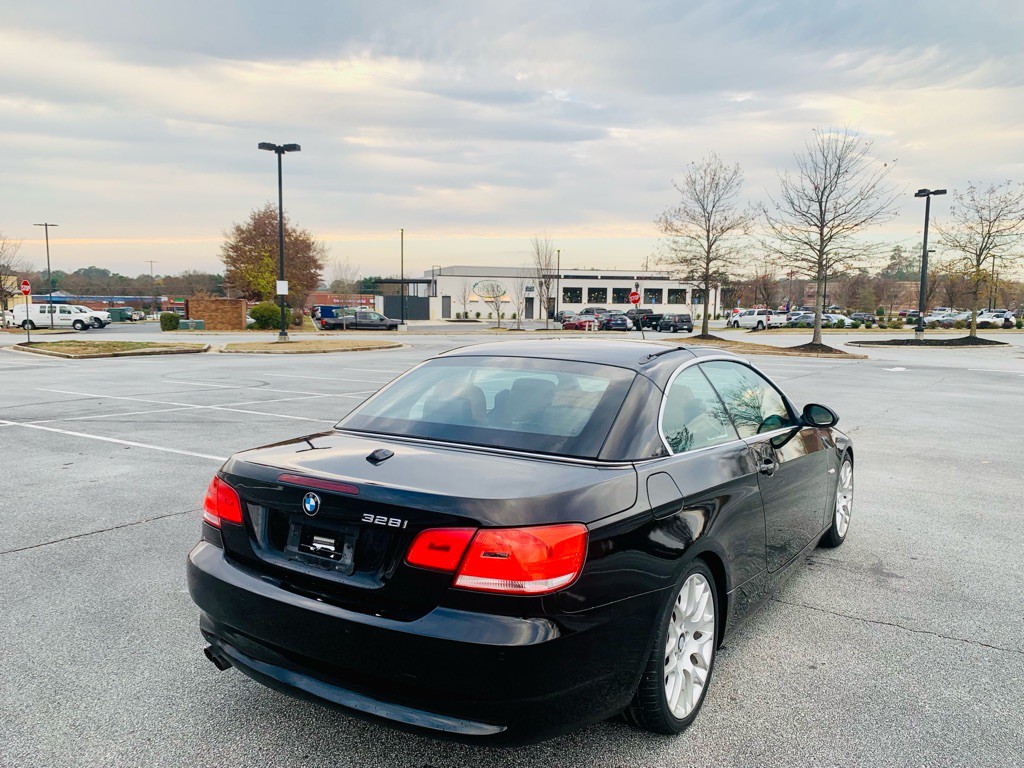 2009 BMW 3 Series Image 20