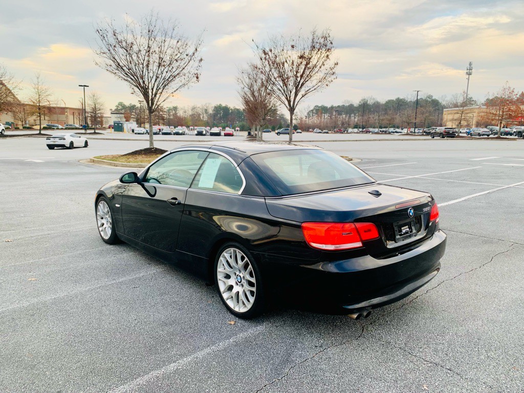 2009 BMW 3 Series Image 22