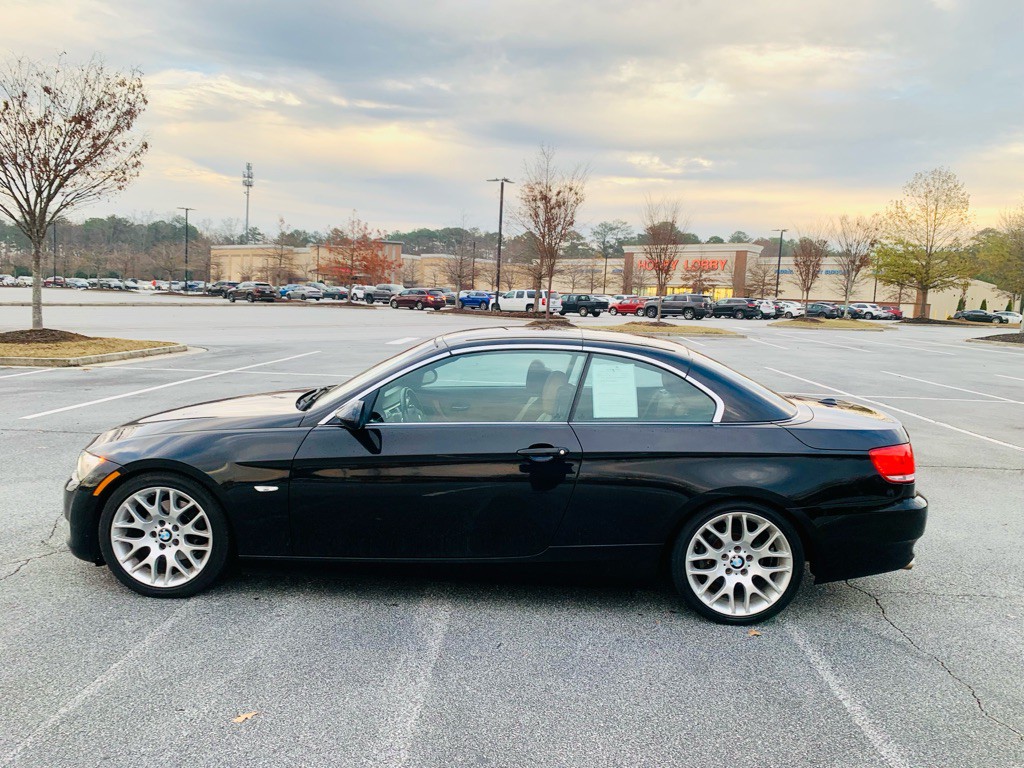 2009 BMW 3 Series Image 23