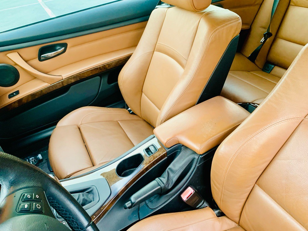 2009 BMW 3 Series Image 26