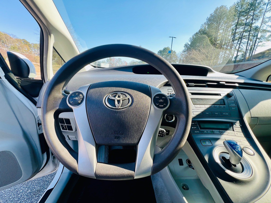 2010 Toyota Prius Image 19