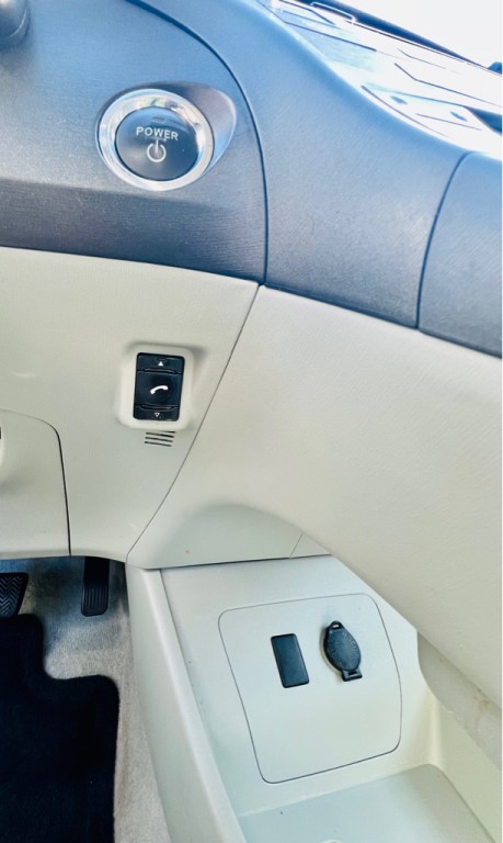 2010 Toyota Prius Image 23