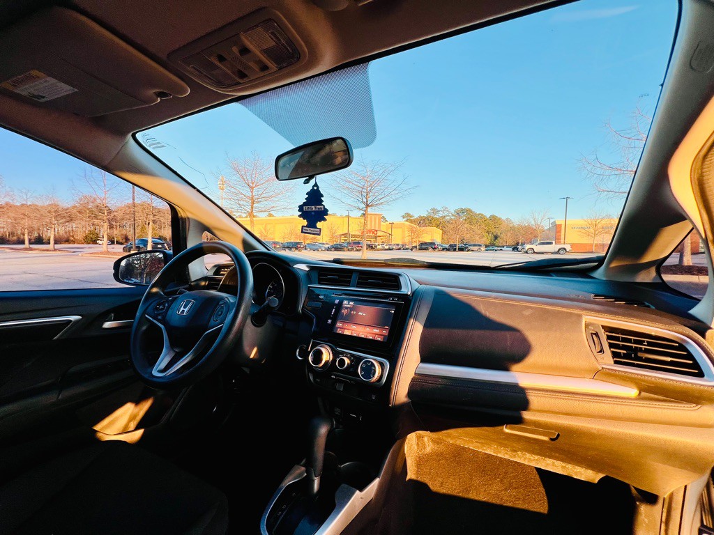 2016 Honda Fit Image 9