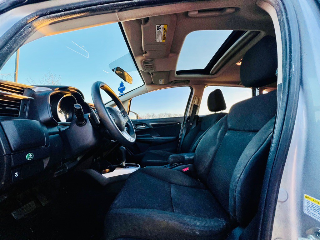 2016 Honda Fit Image 11