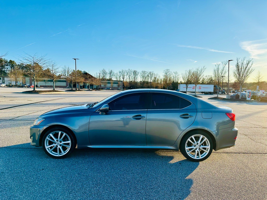 2007 Lexus IS 250 Image 8