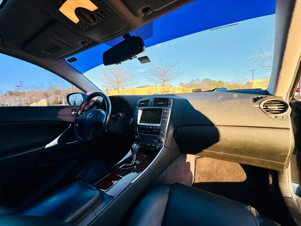 2007 Lexus IS 250 Image 13