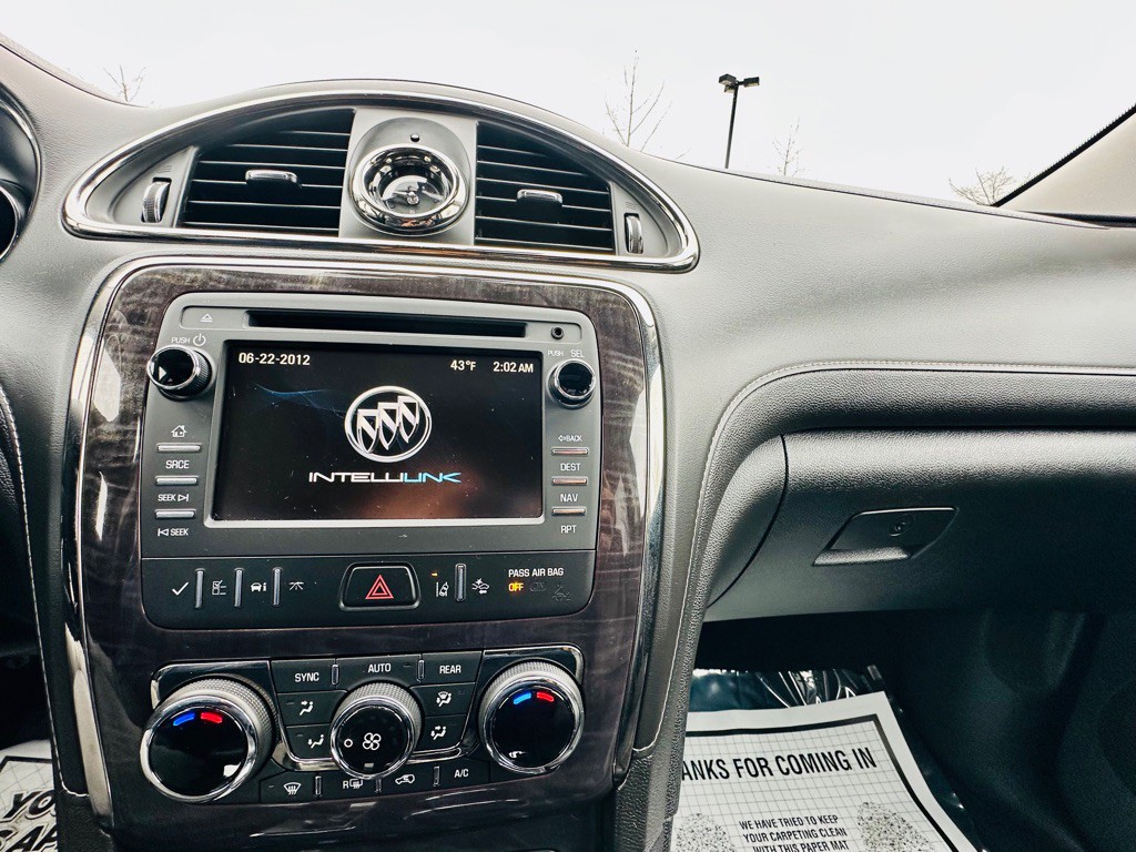 2015 Buick Enclave Image 24