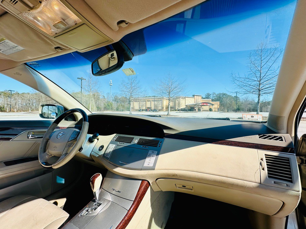 2009 Toyota Avalon Image 15