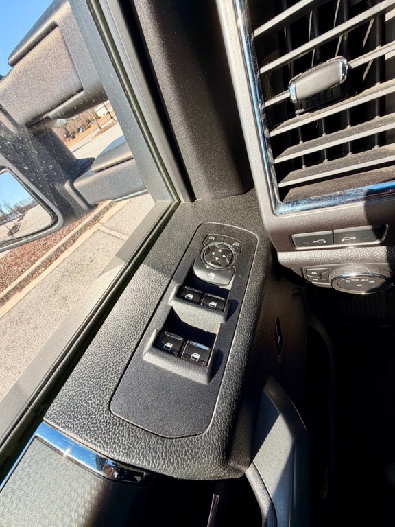 2016 Ford F-150 Image 19