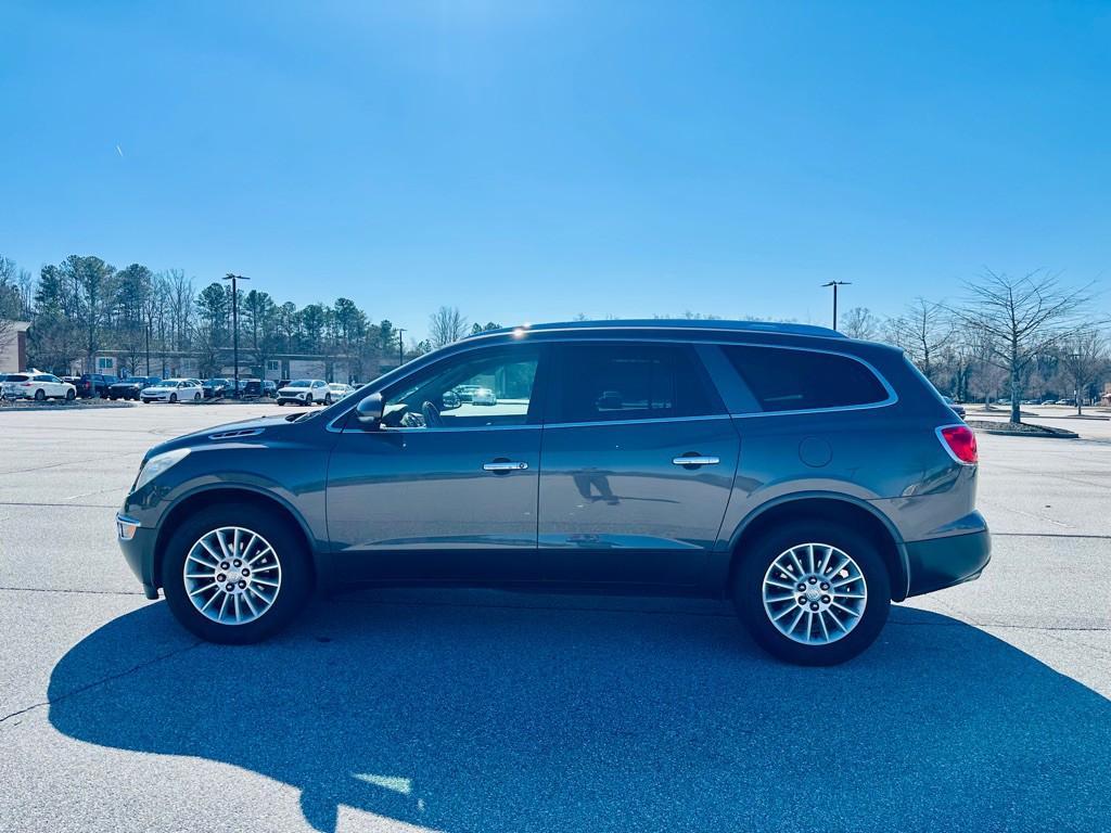 2012 Buick Enclave Image 8