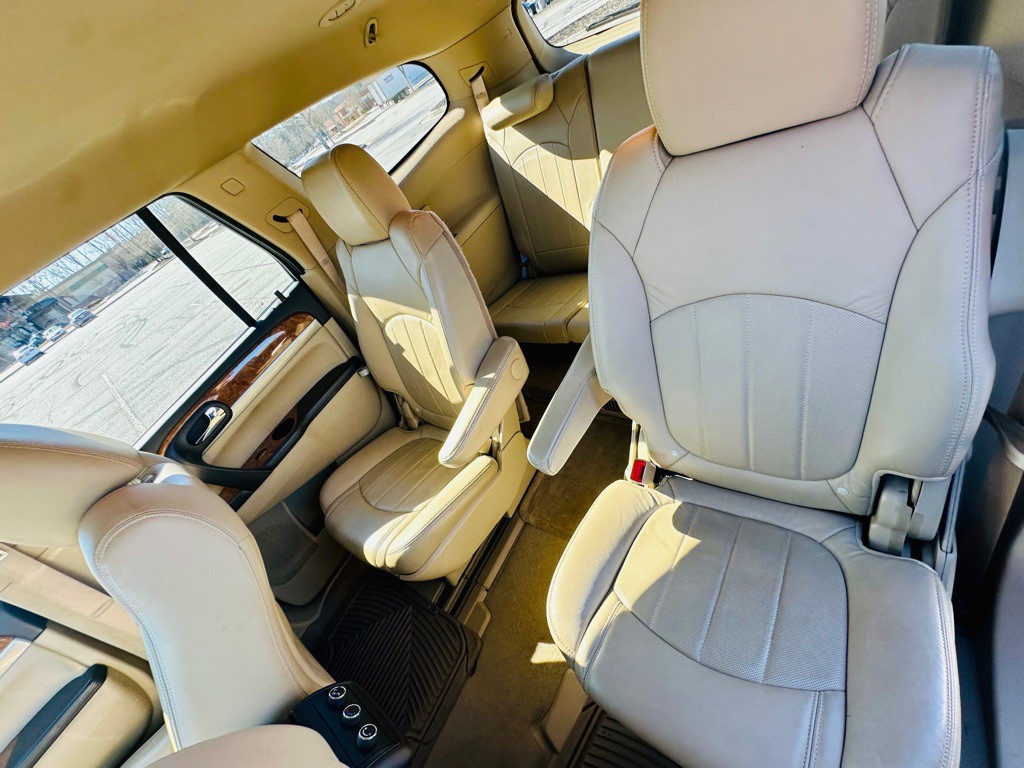 2012 Buick Enclave Image 12