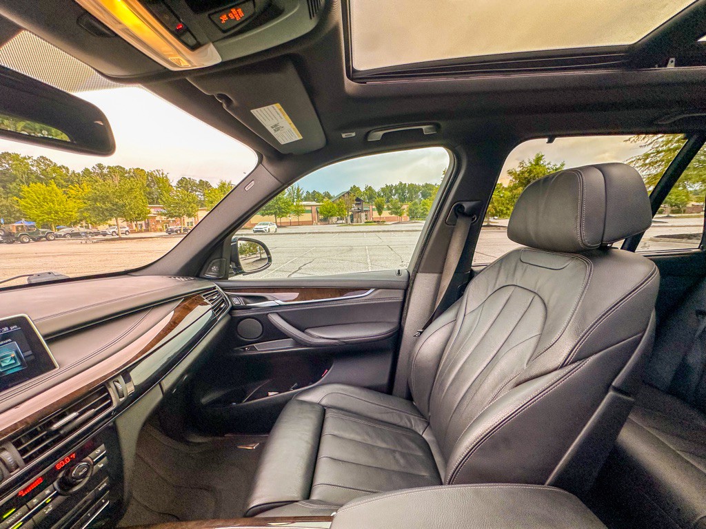 2017 BMW X5 Image 12